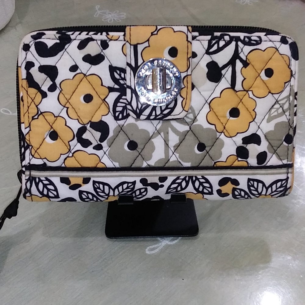 Vera Bradley wallet